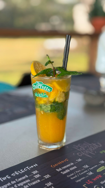 Bar à cocktails et boissons